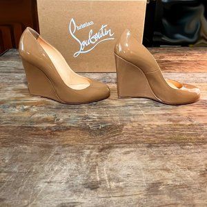 Elegant Christian Louboutin Camel Patent Ron Ron Zeppa Wedges - Size 7B (37)
